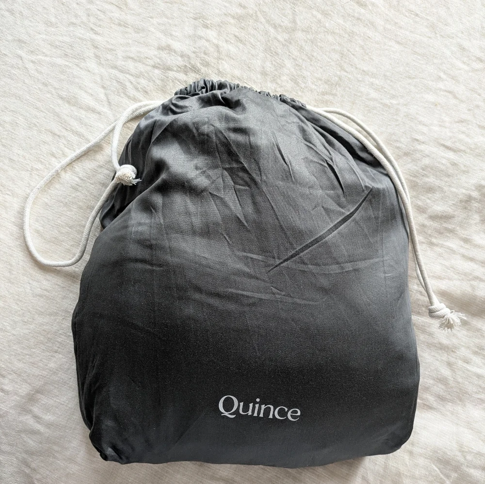 NWOT Bamboo Duvet Set King/Cal King (Charcoal) With Two Shams - Picture 4 of 8